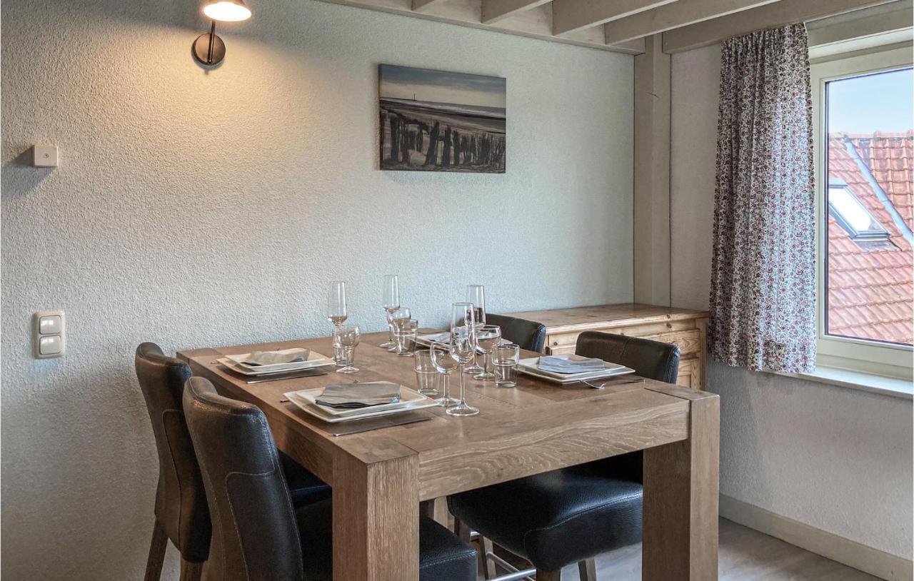 Gorgeous Apartment In Bredene With Kitchen Extérieur photo