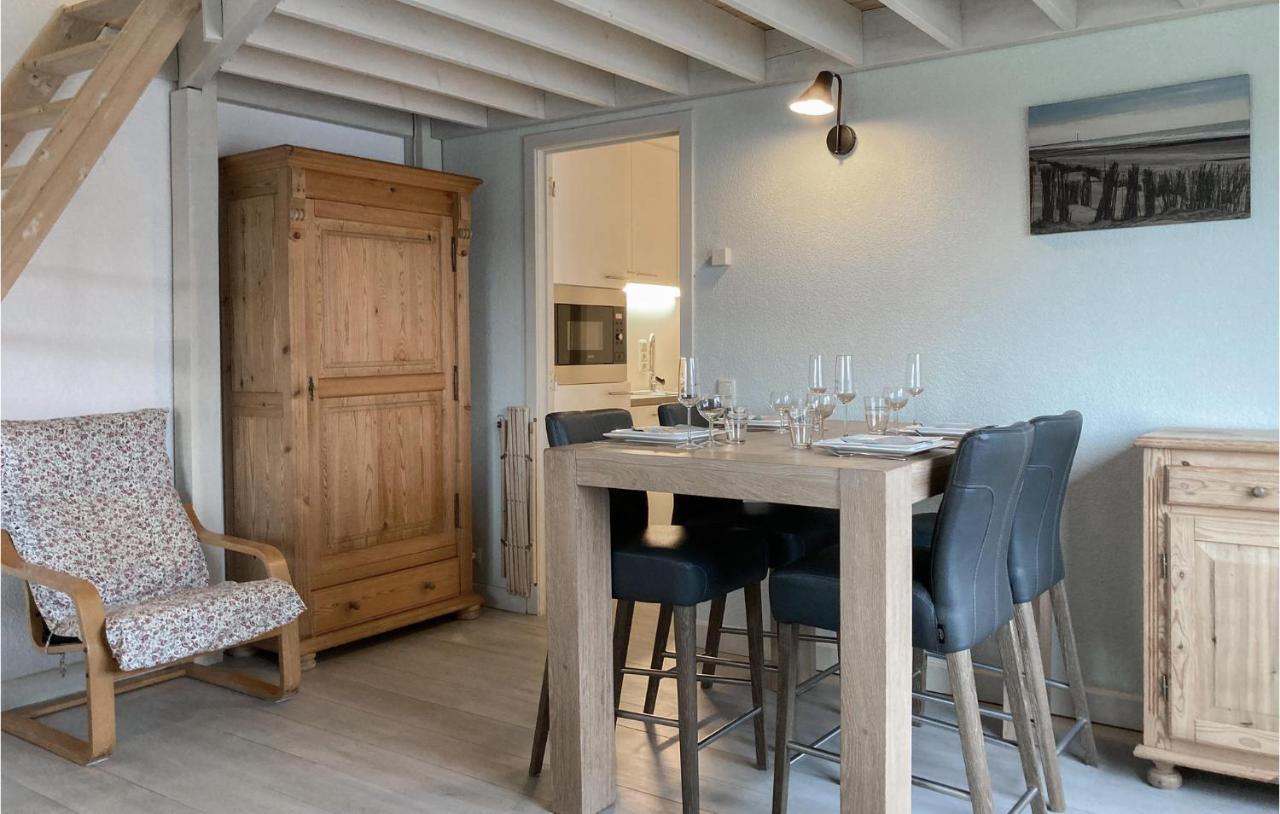 Gorgeous Apartment In Bredene With Kitchen Extérieur photo